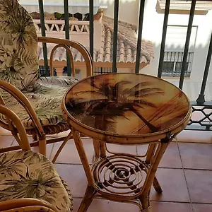 https://apartamento-medina.1costadelsol.com